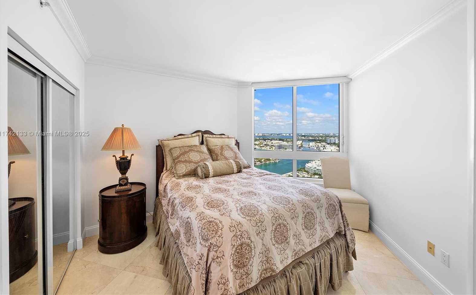 Small Image of 6365 COLLINS AVE #3801, Miami Beach Number 21