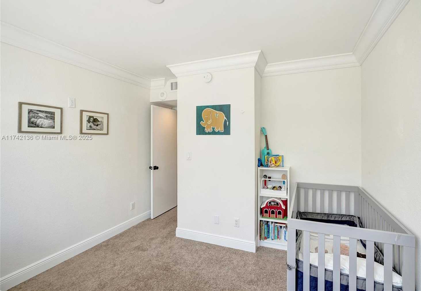 Small Image of 5600 COLLINS AVE #5C, Miami Beach Number 17