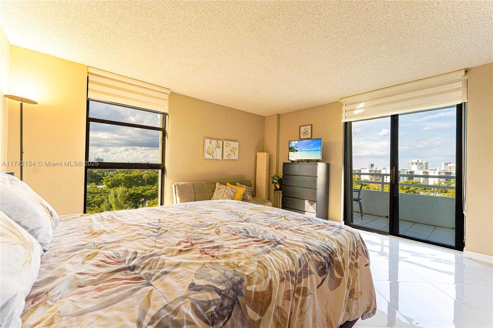 Small Image of 20225 NORTH EAST 34TH CT #818, Aventura Number 16