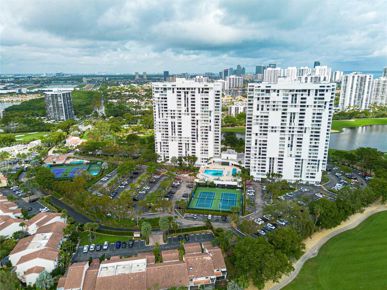 Small Image of 20225 NORTH EAST 34TH CT #818, Aventura Number 37