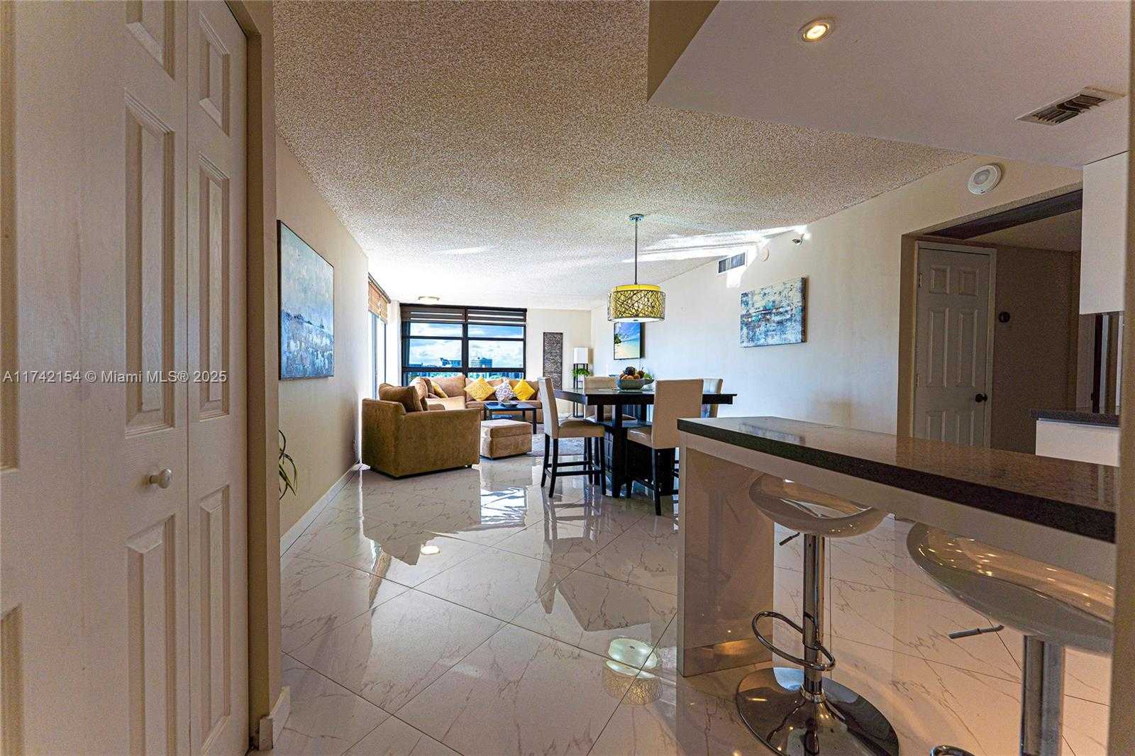 Small Image of 20225 NORTH EAST 34TH CT #818, Aventura Number 4
