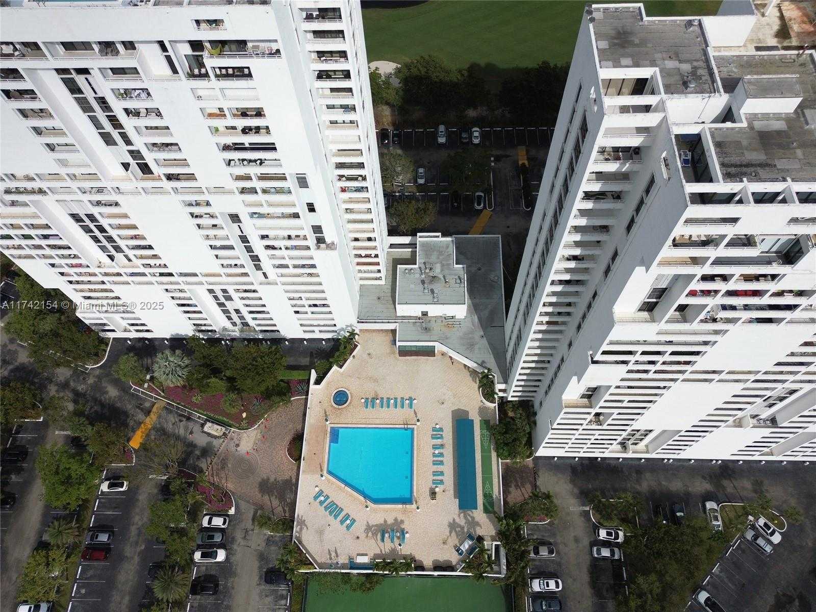 Small Image of 20225 NORTH EAST 34TH CT #818, Aventura Number 40