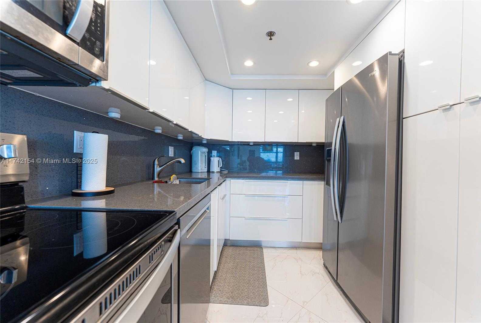 Small Image of 20225 NORTH EAST 34TH CT #818, Aventura Number 6