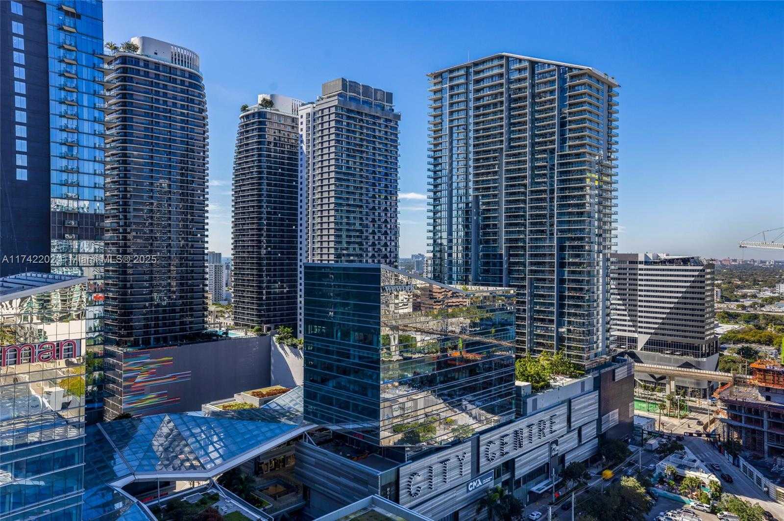 Small Image of 68 SOUTH EAST 6TH ST #2010, Miami Number 10