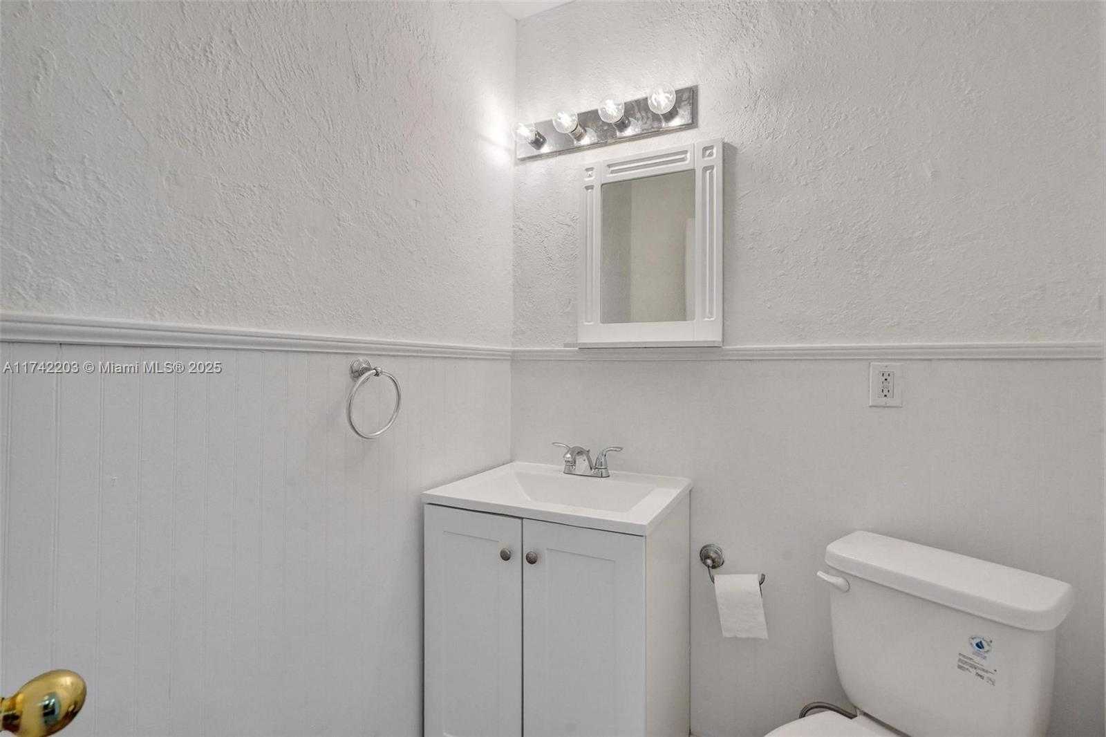 Small Image of 8650 SOUTH WEST 67TH AVE #1022, Pinecrest Number 10