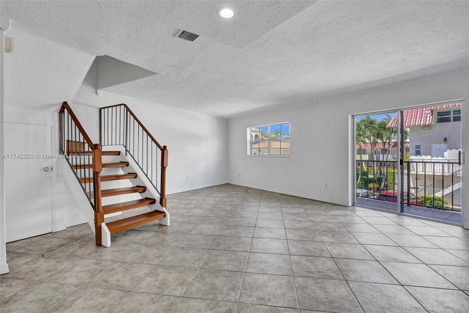 Small Image of 8650 SOUTH WEST 67TH AVE #1022, Pinecrest Number 11