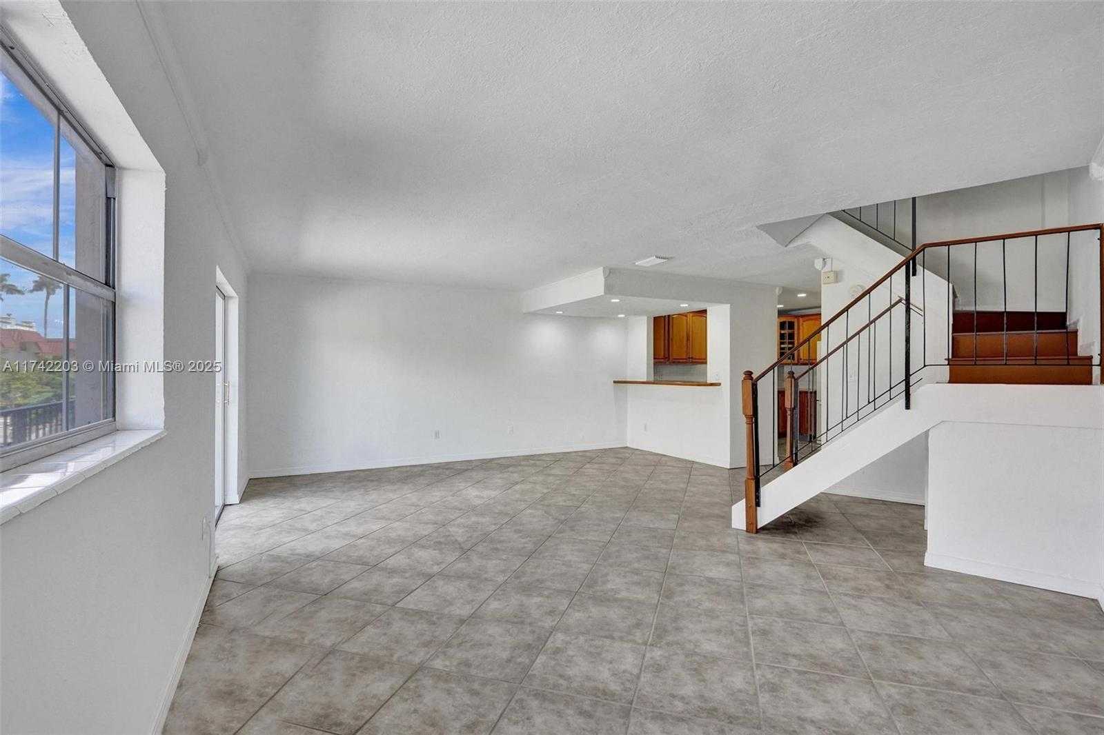 Small Image of 8650 SOUTH WEST 67TH AVE #1022, Pinecrest Number 12