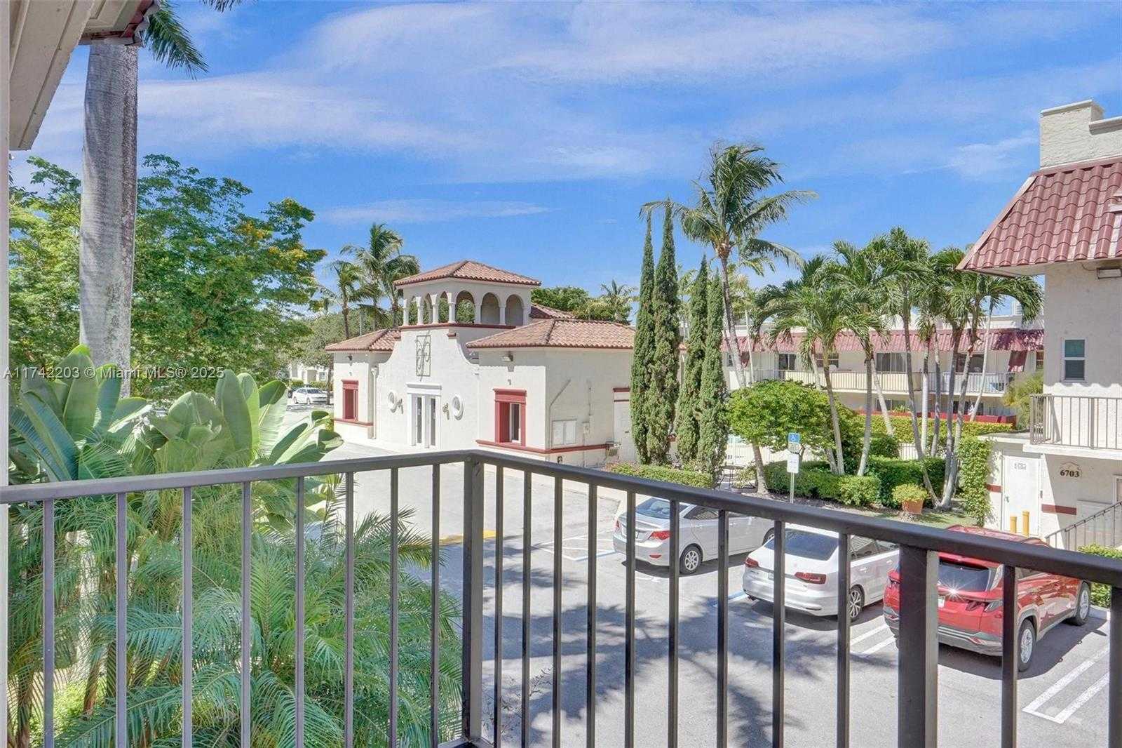 Small Image of 8650 SOUTH WEST 67TH AVE #1022, Pinecrest Number 41
