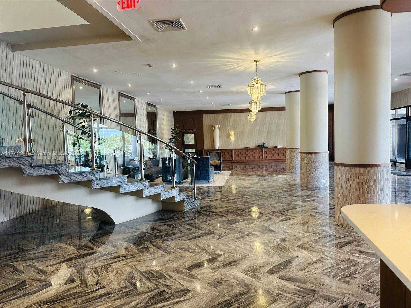 Small Image of 5401 COLLINS AVE #922, Miami Beach Number 21