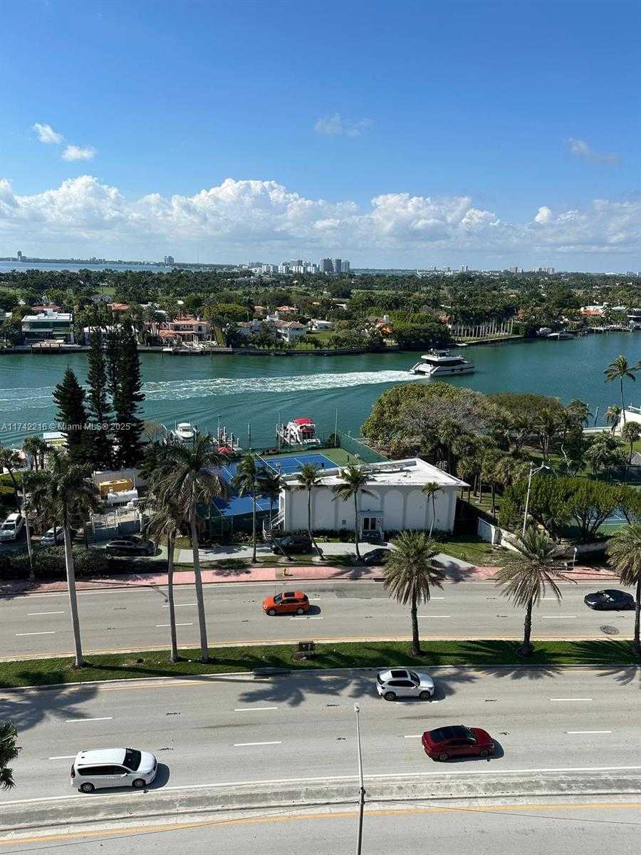 Small Image of 5401 COLLINS AVE #922, Miami Beach Number 6