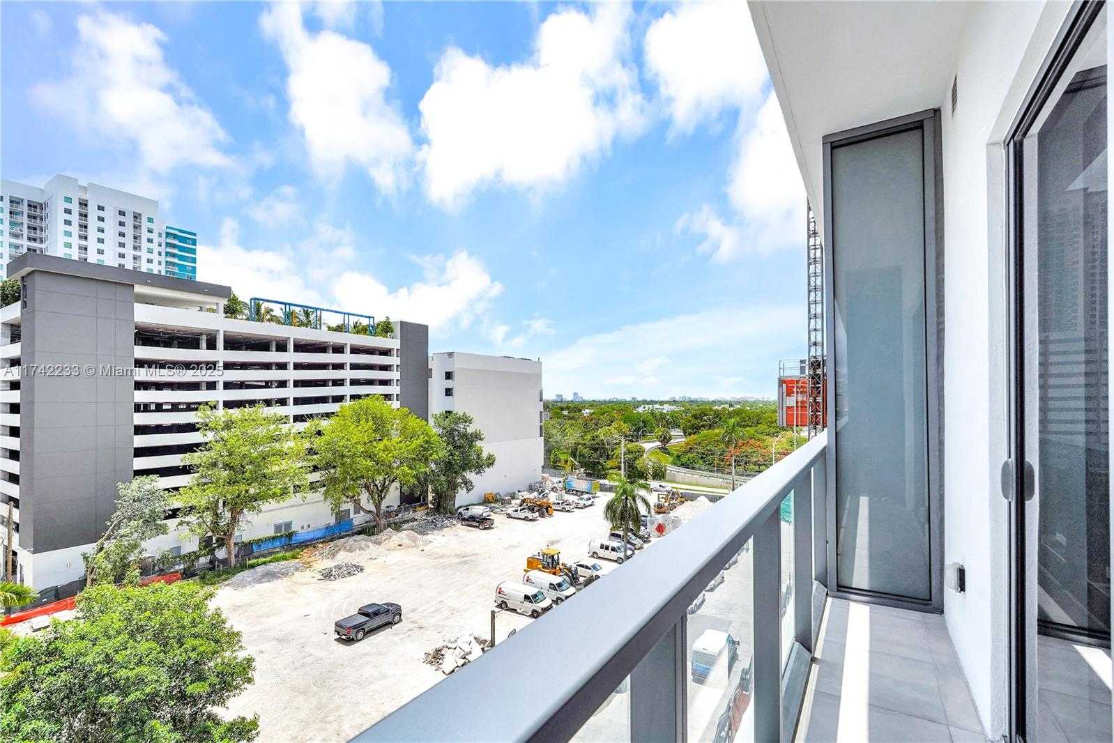 Small Image of 229 SOUTH WEST 9TH ST #504, Miami Number 37