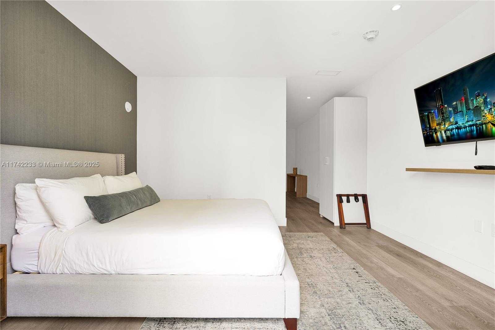 Small Image of 229 SOUTH WEST 9TH ST #504, Miami Number 39