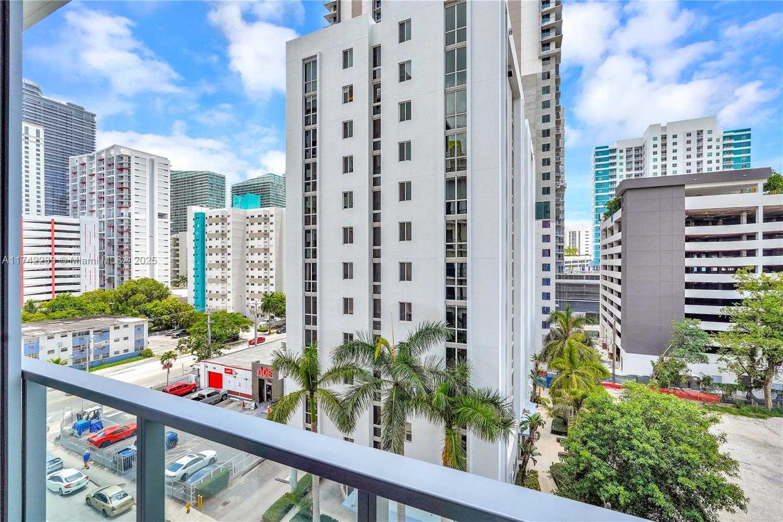 Small Image of 229 SOUTH WEST 9TH ST #504, Miami Number 40