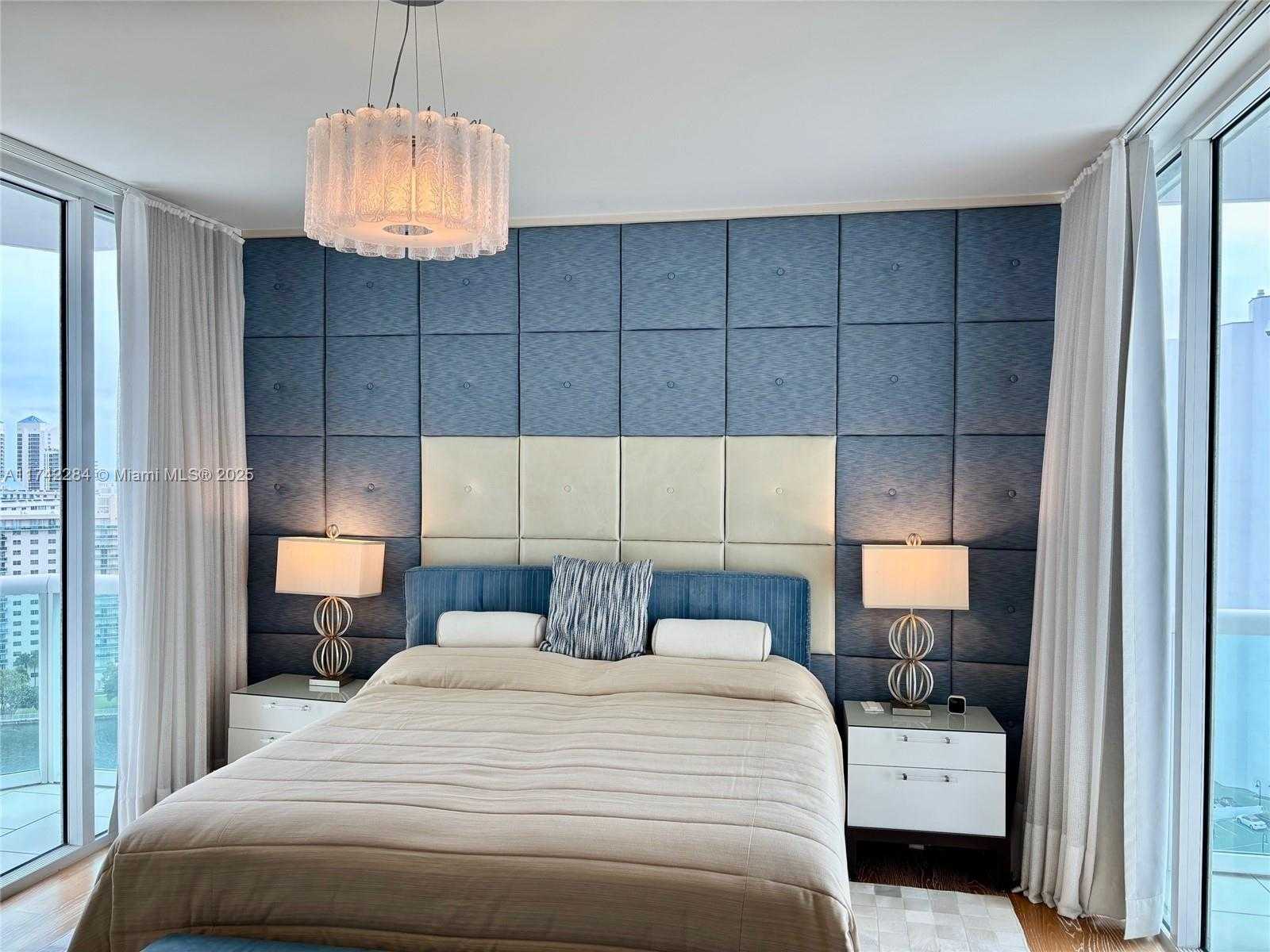 Small Image of 19400 TURNBERRY WAY #2011, Aventura Number 22
