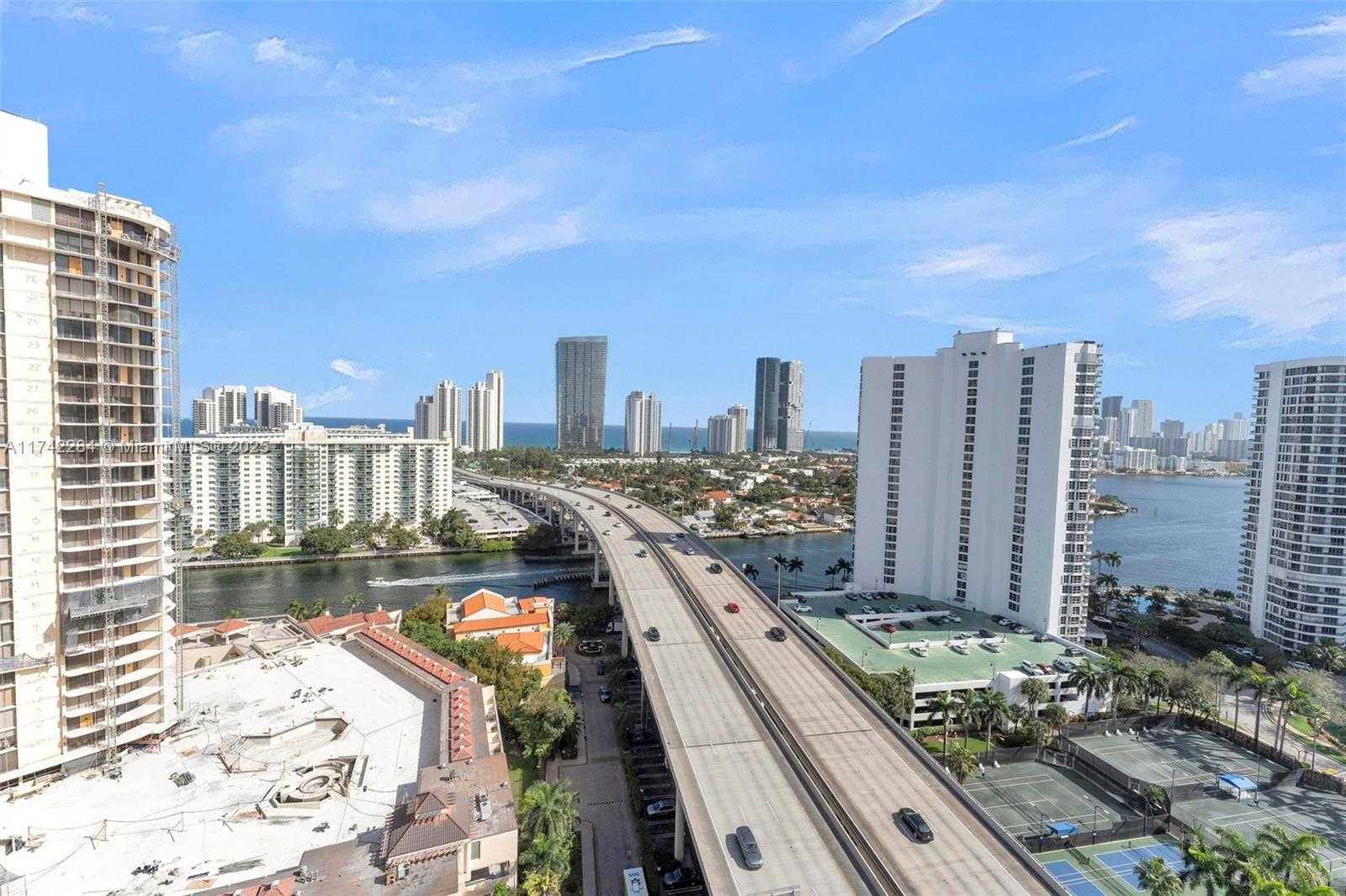 Small Image of 19400 TURNBERRY WAY #2011, Aventura Number 46