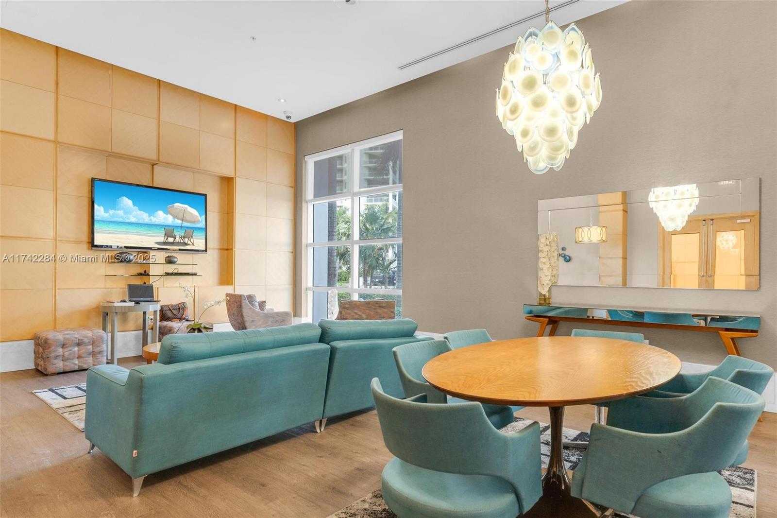 Small Image of 19400 TURNBERRY WAY #2011, Aventura Number 53
