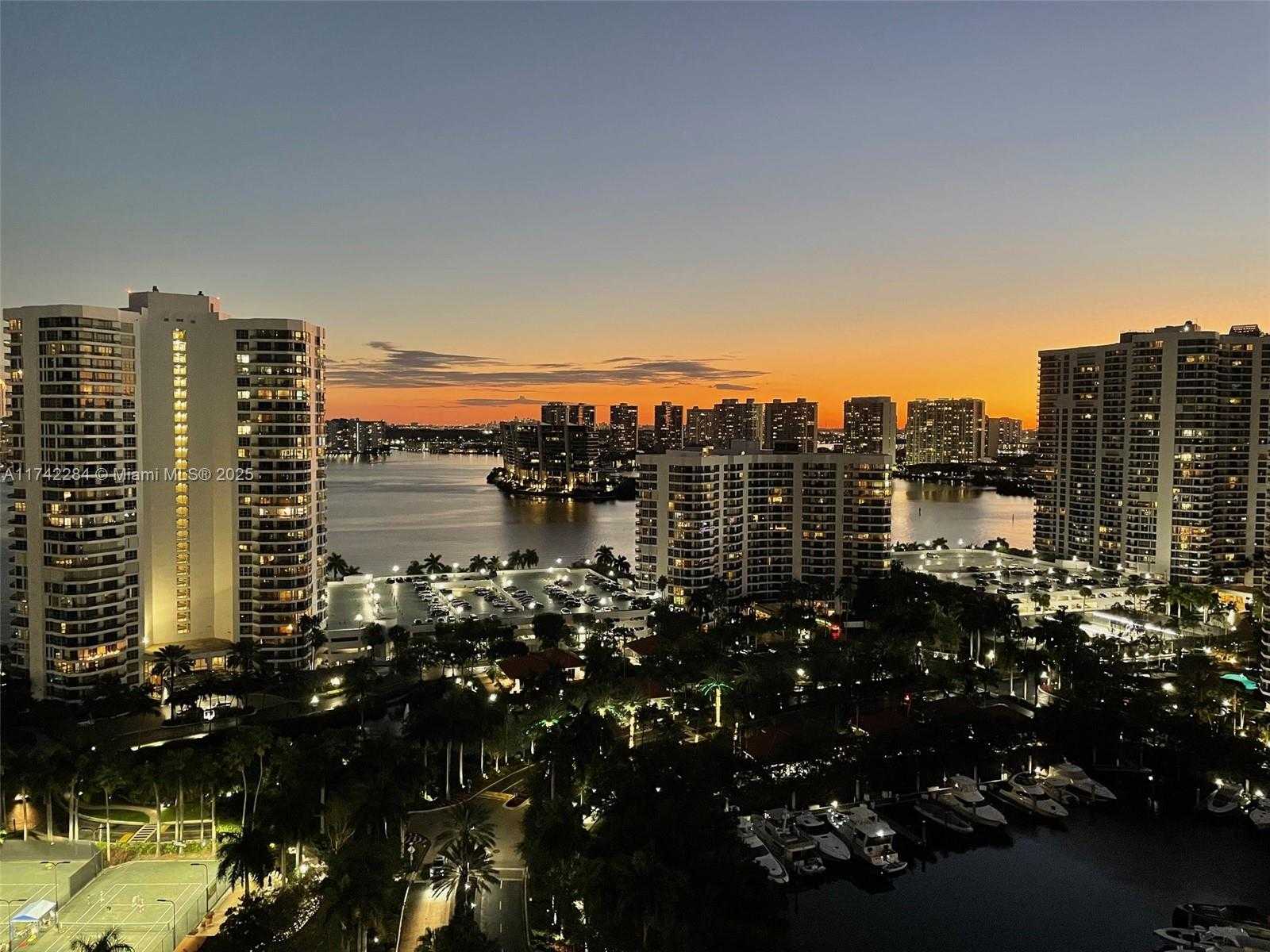 Small Image of 19400 TURNBERRY WAY #2011, Aventura Number 61