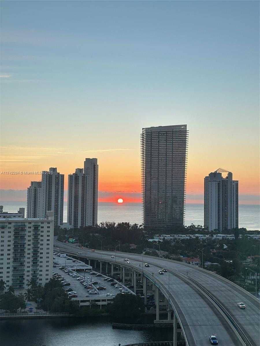 Small Image of 19400 TURNBERRY WAY #2011, Aventura Number 71