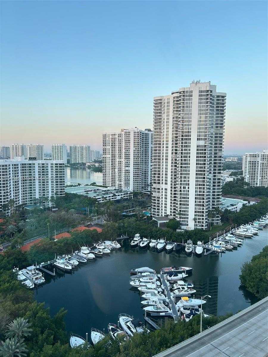 Small Image of 19400 TURNBERRY WAY #2011, Aventura Number 73