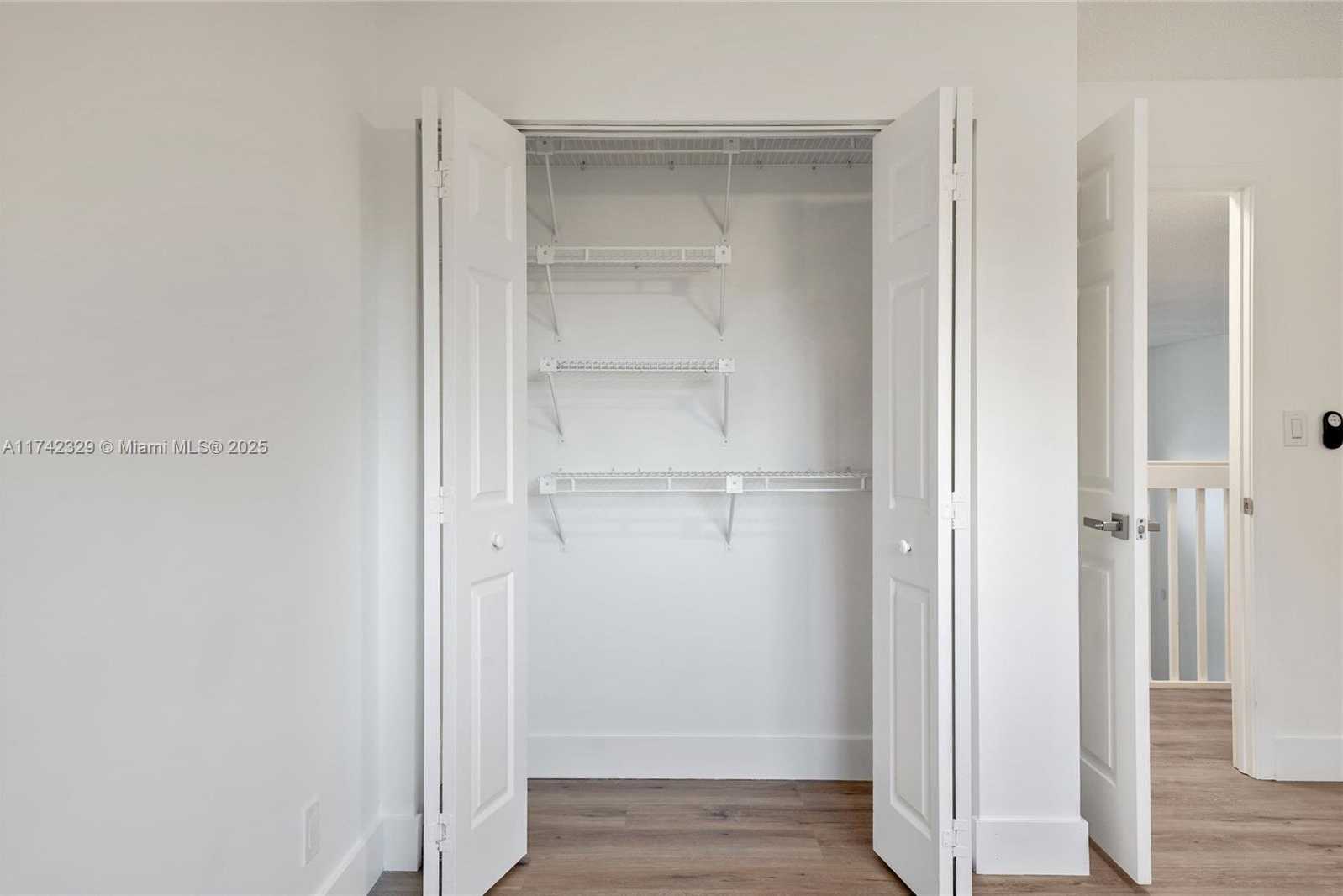Small Image of 7490 SOUTH PINEWALK DR S #94-20, Margate Number 32