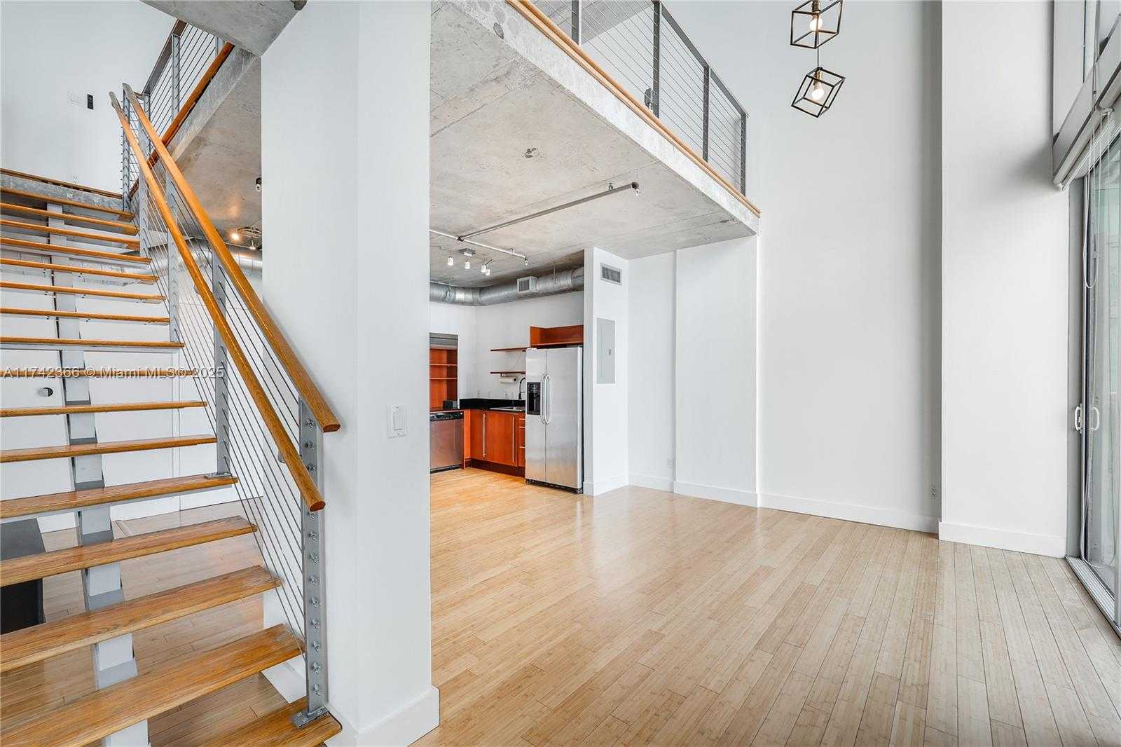 Small Image of 690 SOUTH WEST 1ST CT #3117, Miami Number 10