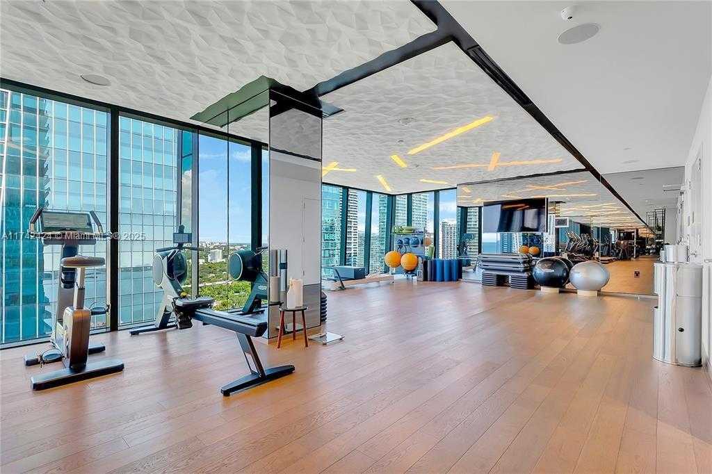 Small Image of 1451 BRICKELL AVE #1202, Miami Number 2