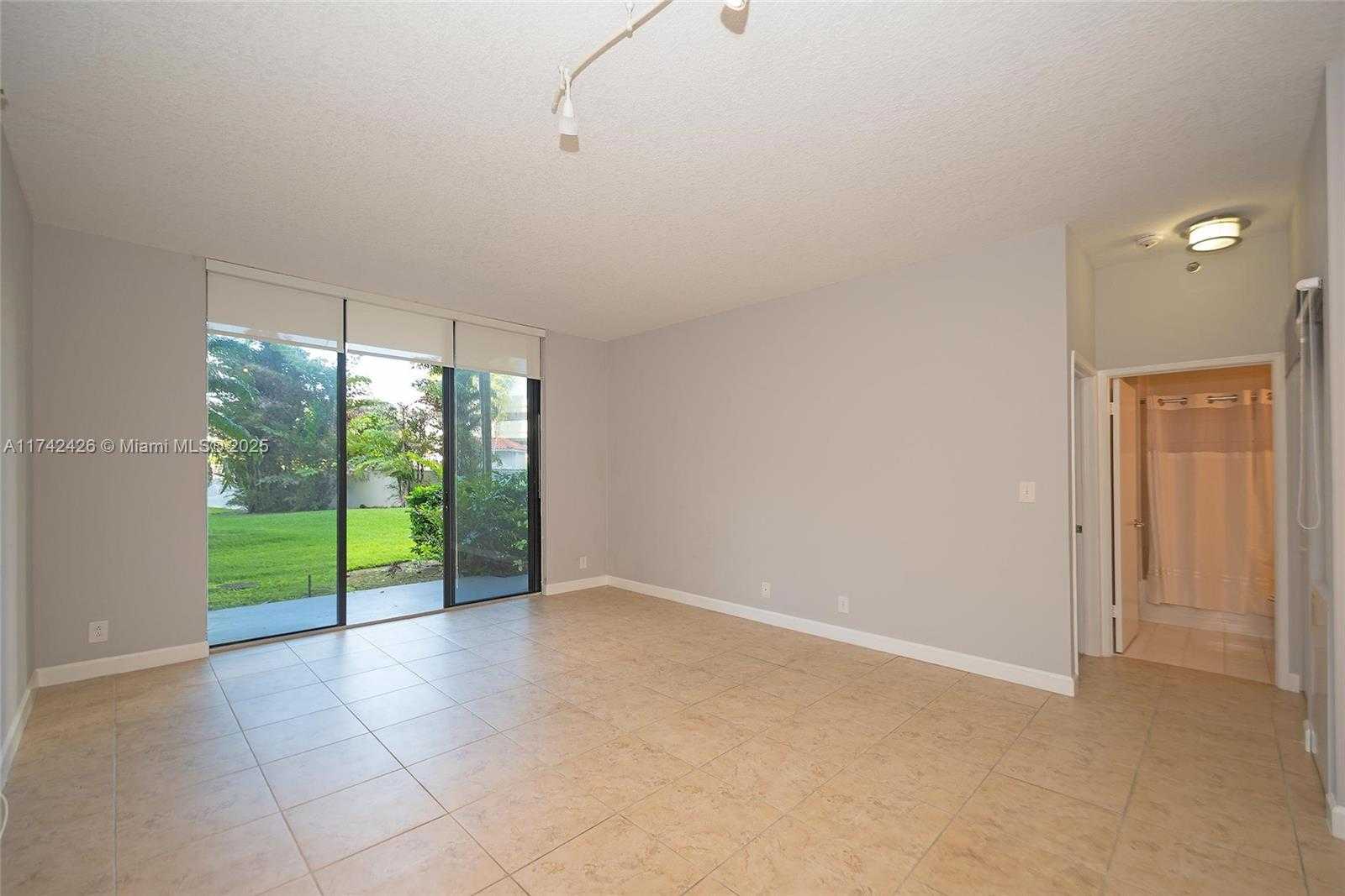 Small Image of 3300 NORTH EAST 192ND ST #111, Aventura Number 12