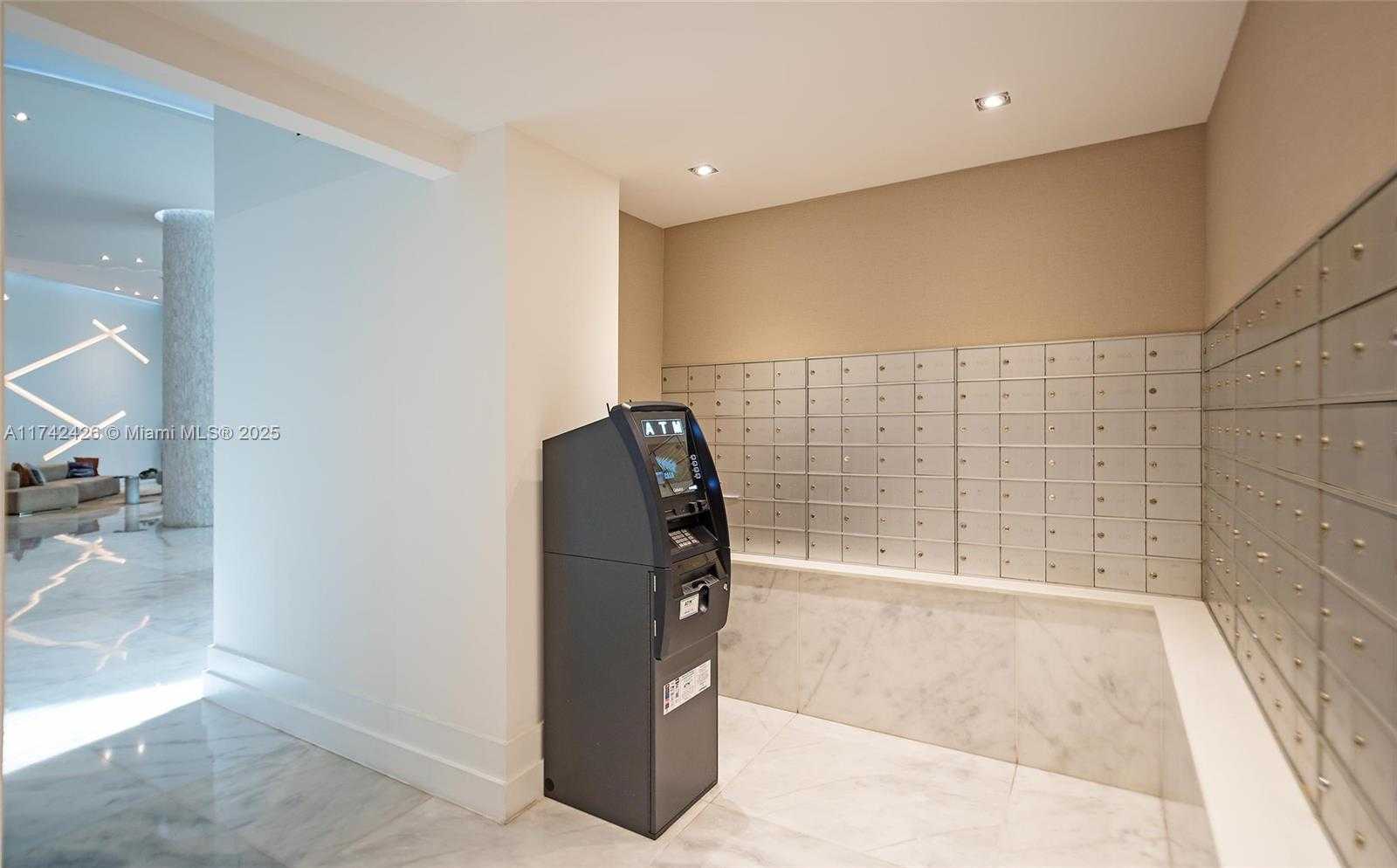 Small Image of 3300 NORTH EAST 192ND ST #111, Aventura Number 6