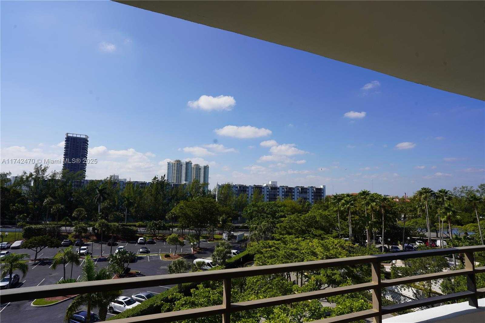 Small Image of 500 THREE ISLANDS BLVD #226, Hallandale Beach Number 21