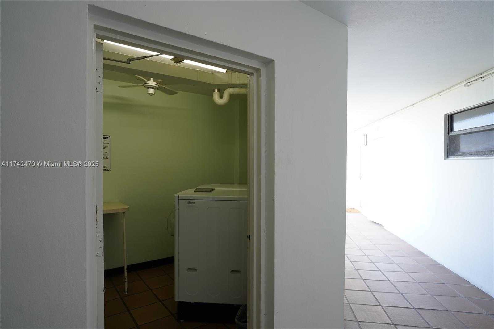 Small Image of 500 THREE ISLANDS BLVD #226, Hallandale Beach Number 23