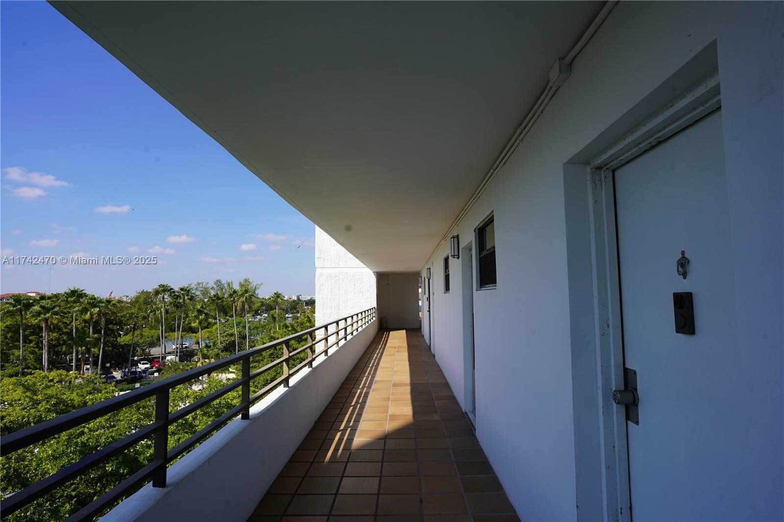 Small Image of 500 THREE ISLANDS BLVD #226, Hallandale Beach Number 24