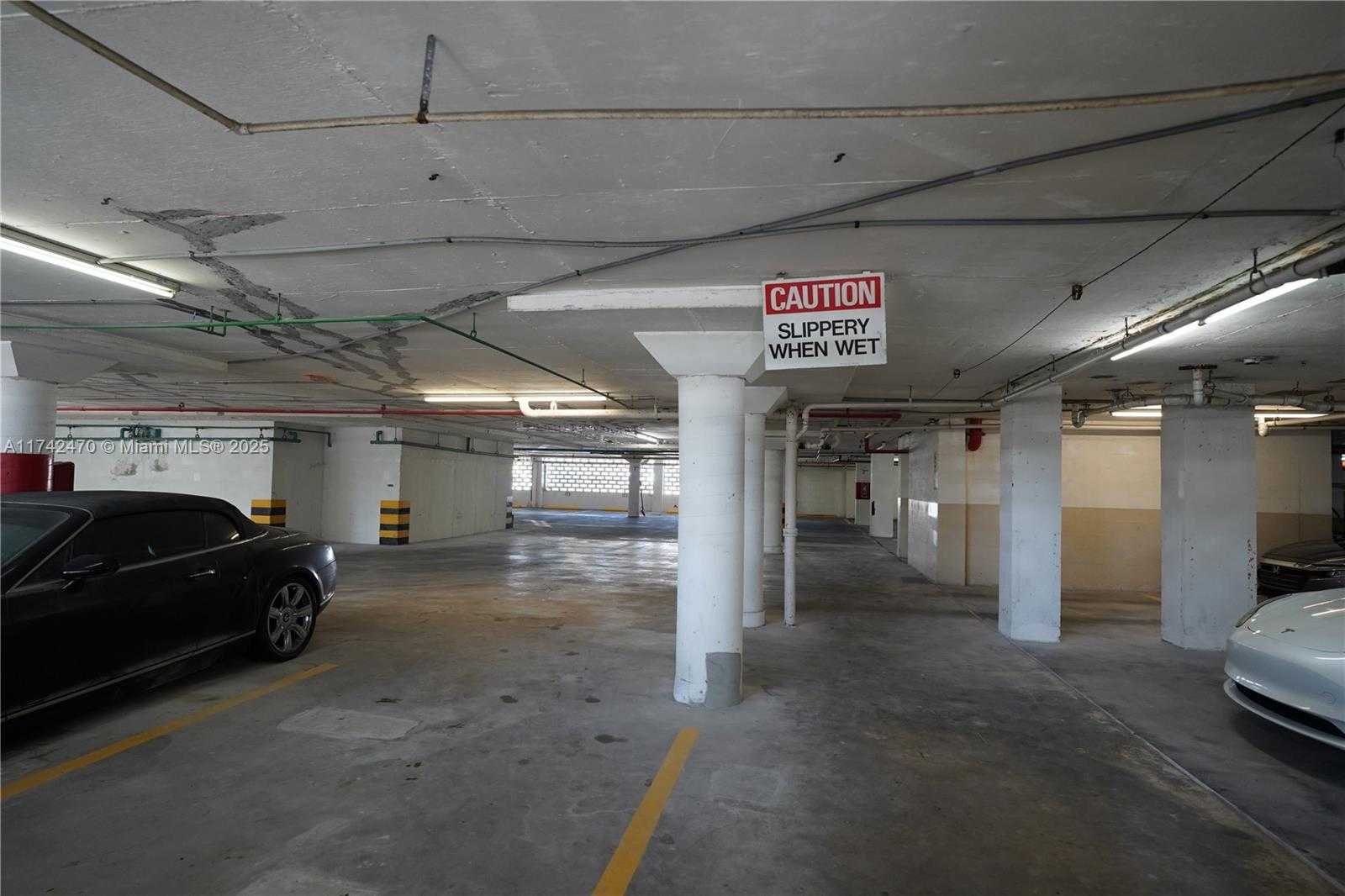 Small Image of 500 THREE ISLANDS BLVD #226, Hallandale Beach Number 27