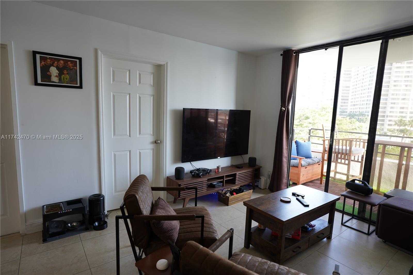 Small Image of 500 THREE ISLANDS BLVD #226, Hallandale Beach Number 8