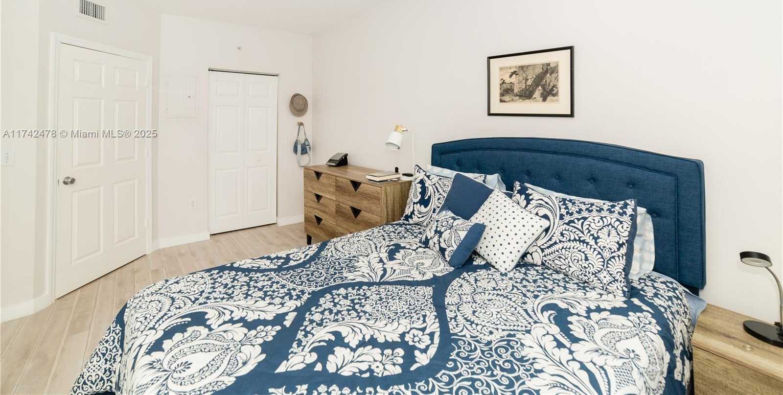 Small Image of 17150 NORTH BAY RD #2517, Sunny Isles Beach Number 18