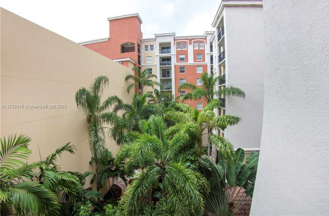 Small Image of 17150 NORTH BAY RD #2517, Sunny Isles Beach Number 29
