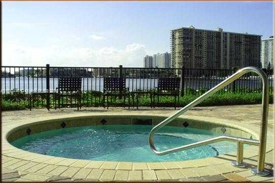 Small Image of 17150 NORTH BAY RD #2517, Sunny Isles Beach Number 35