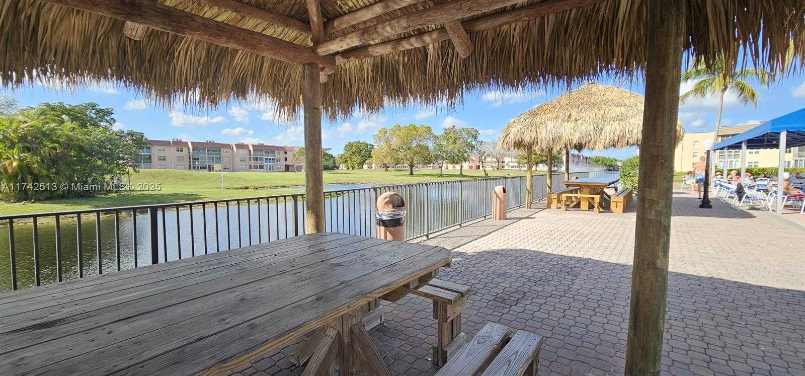 Small Image of 9380 SUNRISE LAKES BLVD #103, Sunrise Number 26