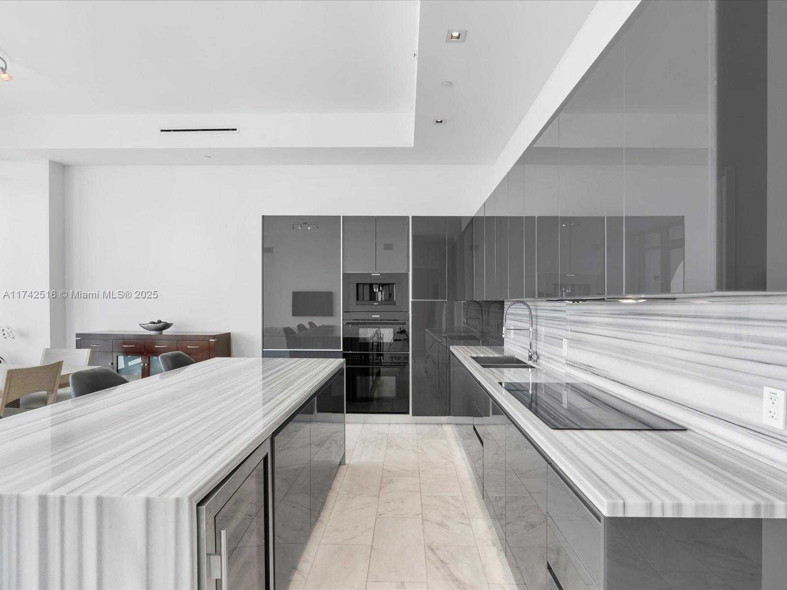 Small Image of 1451 BRICKELL AVE #5101, Miami Number 10