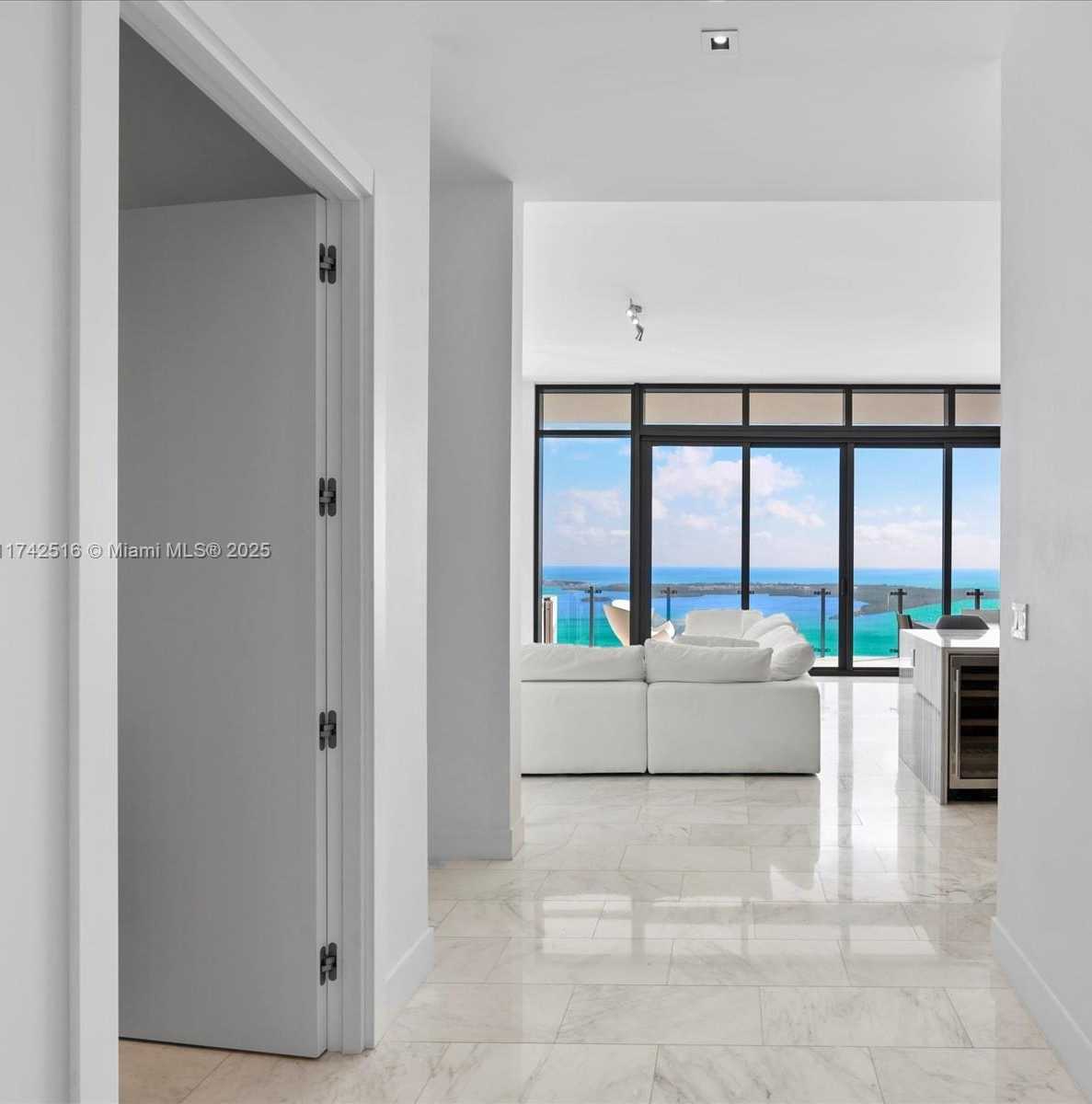 Small Image of 1451 BRICKELL AVE #5101, Miami Number 2