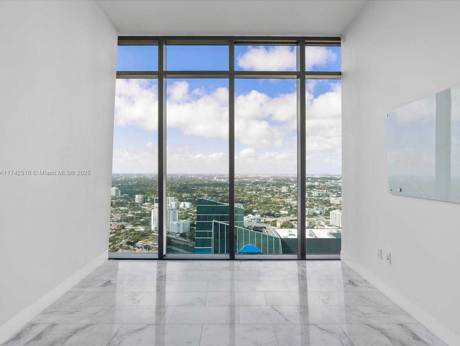 Small Image of 1451 BRICKELL AVE #5101, Miami Number 20