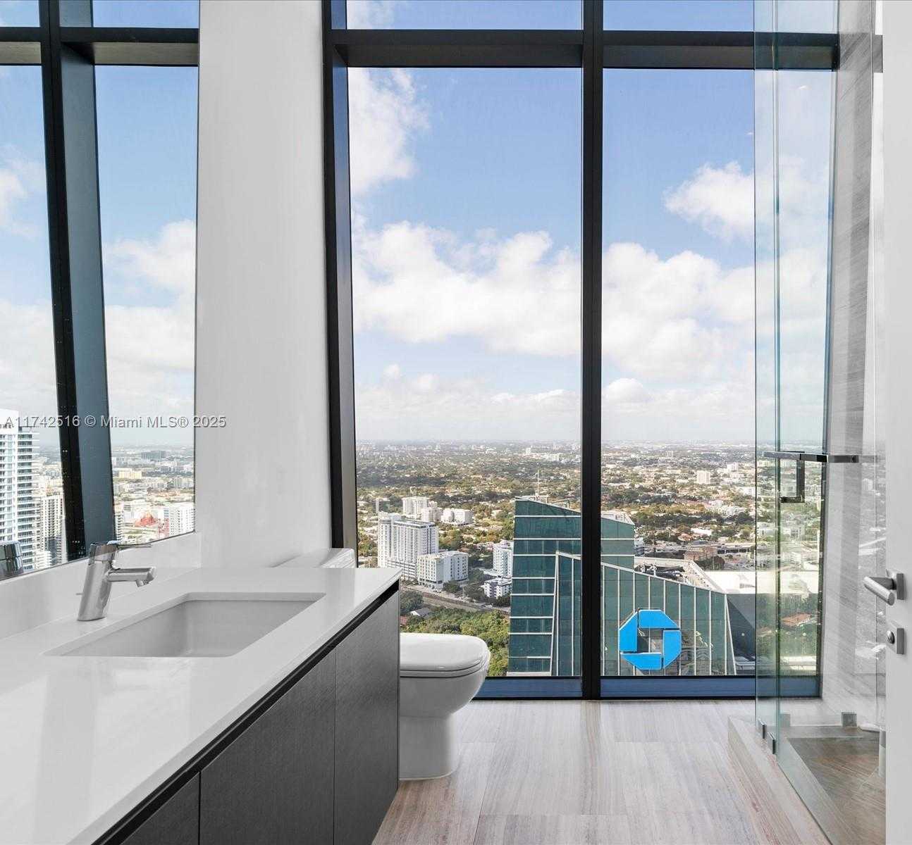 Small Image of 1451 BRICKELL AVE #5101, Miami Number 22