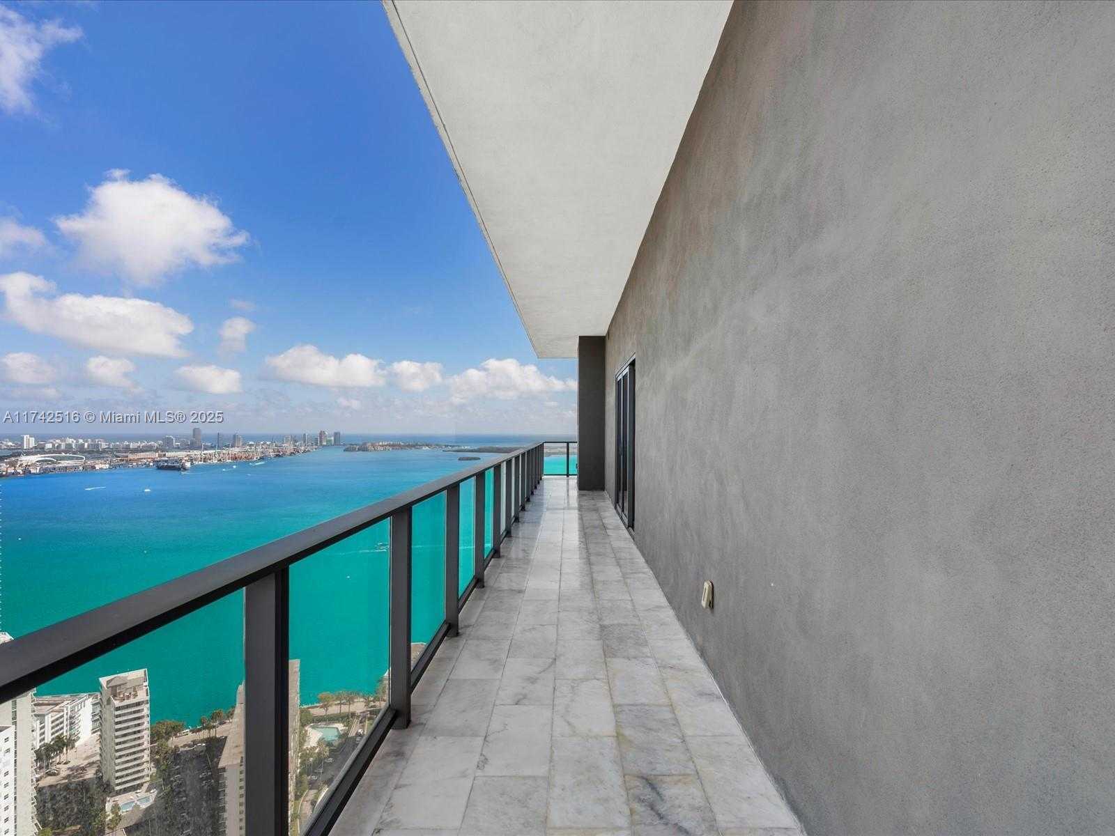 Small Image of 1451 BRICKELL AVE #5101, Miami Number 27