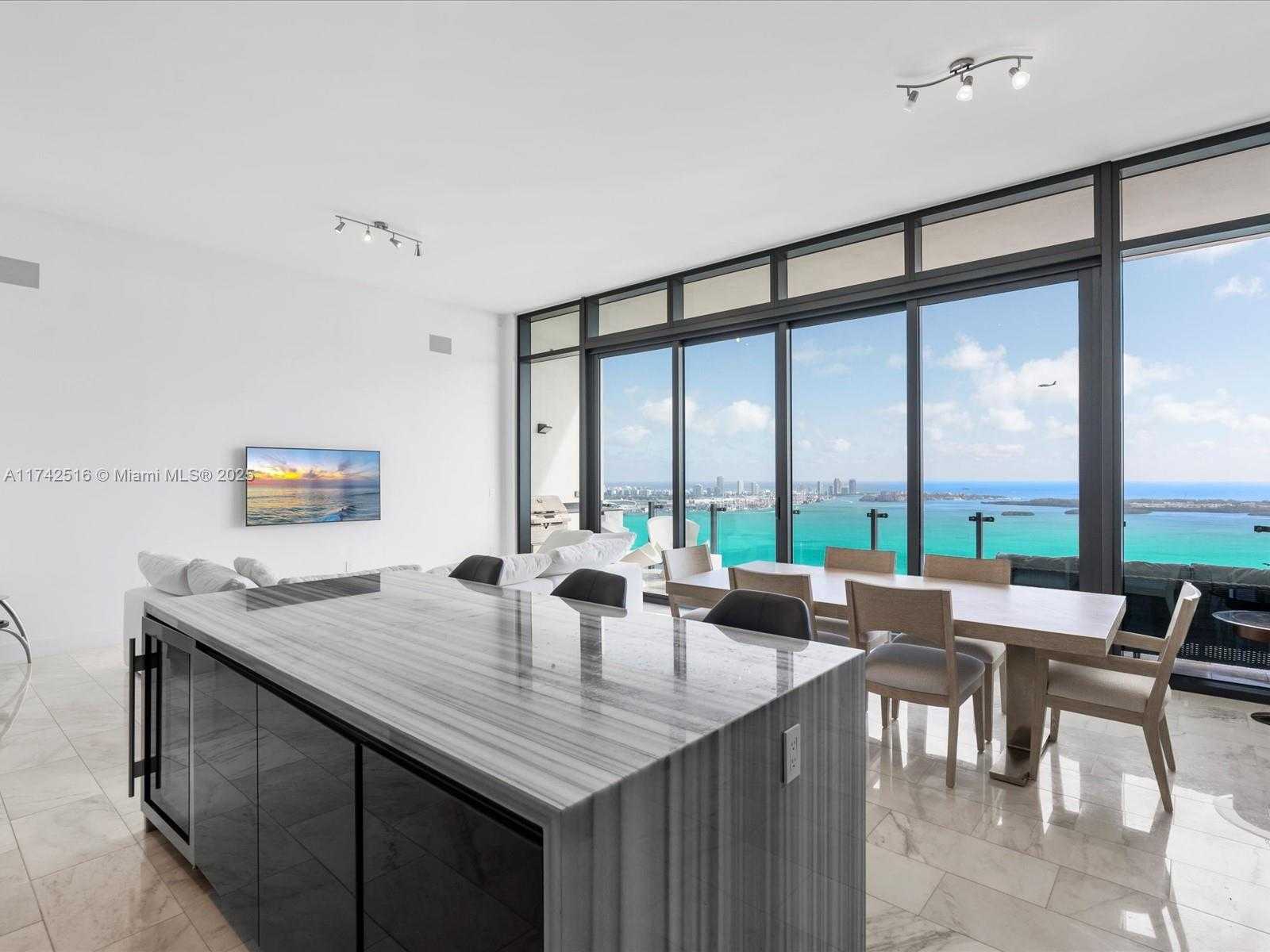 Small Image of 1451 BRICKELL AVE #5101, Miami Number 3