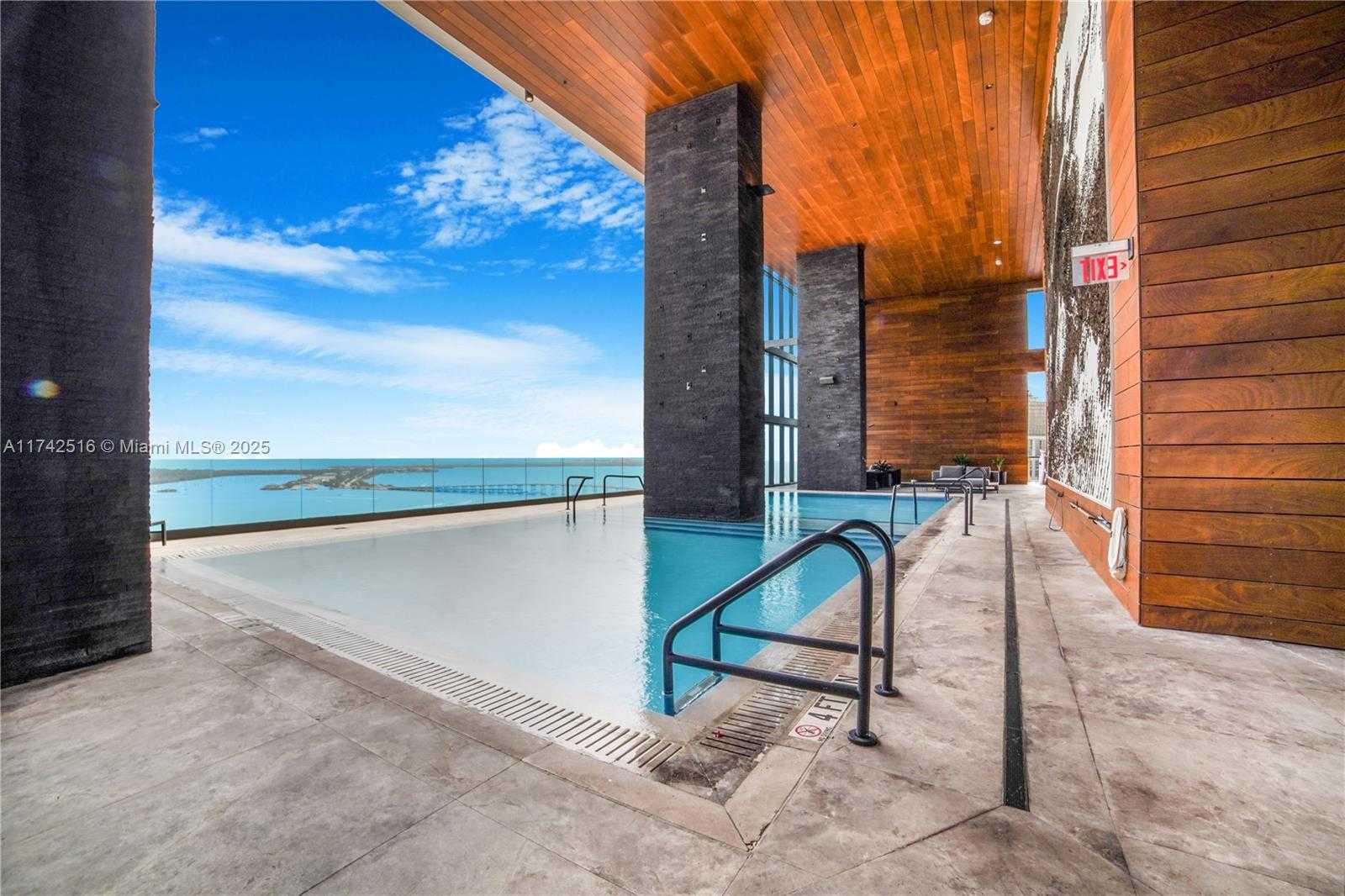 Small Image of 1451 BRICKELL AVE #5101, Miami Number 32