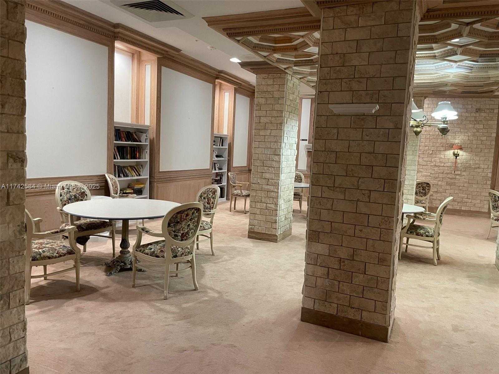 Small Image of 6039 WEST COLLINS AVE #533, Miami Beach Number 22