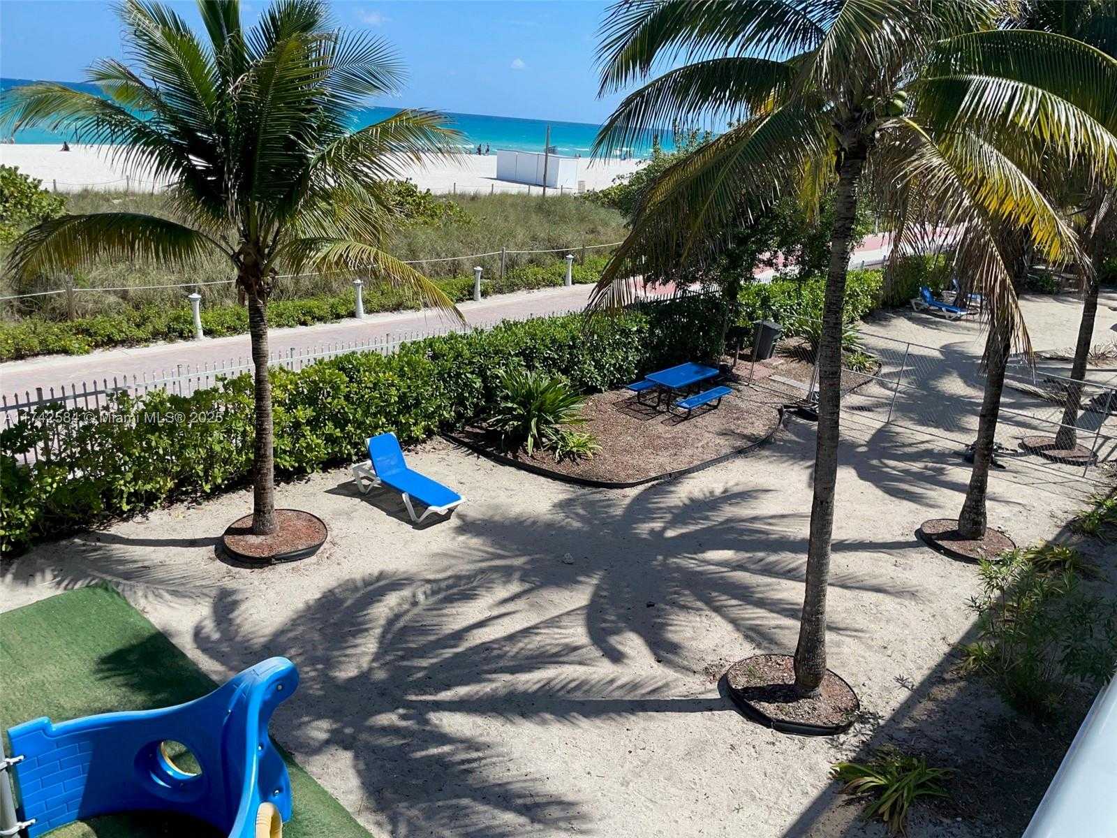 Small Image of 6039 WEST COLLINS AVE #533, Miami Beach Number 32