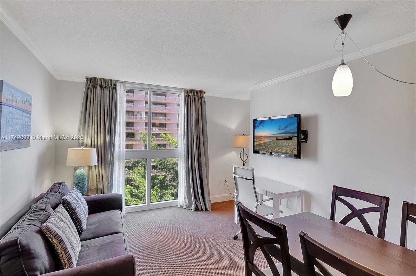Small Image of 2951 SOUTH BAYSHORE DR #911, Miami Number 5