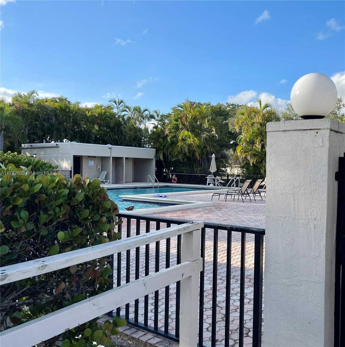 Small Image of 9925 NORTH WEST 68TH PL #208, Tamarac Number 11