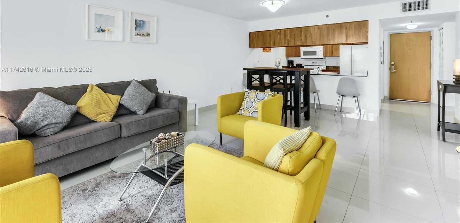 Small Image of 1200 BRICKELL BAY DR #2504, Miami Number 6
