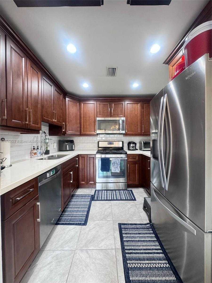 Small Image of 11545 SOUTH WEST 109TH RD #25Z, Miami Number 13